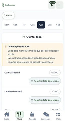 App do paciente: plano alimentar de quinta-feira com orientações e registro de foto das refeições.